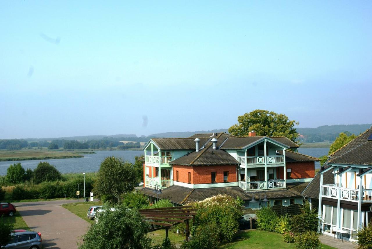 Ferienwohnung 4 Im Haus Am See Mit Wintergarten Und Terrasse Seedorf  Dış mekan fotoğraf