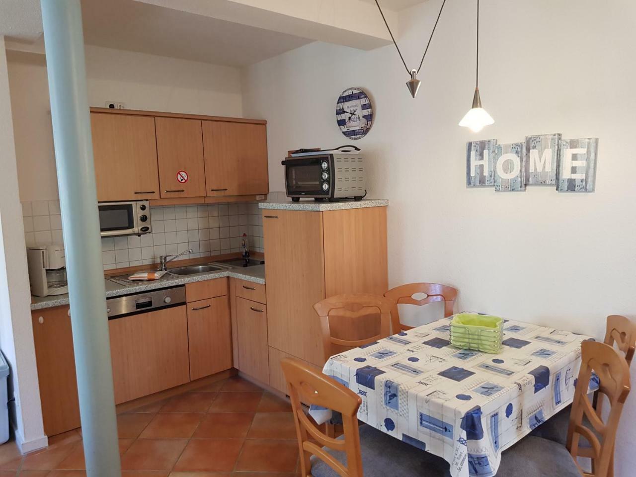 Ferienwohnung 4 Im Haus Am See Mit Wintergarten Und Terrasse Seedorf  Oda fotoğraf
